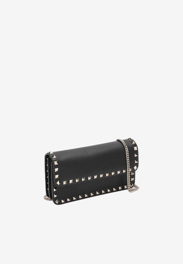 Rockstud Grained Leather Chain Clutch